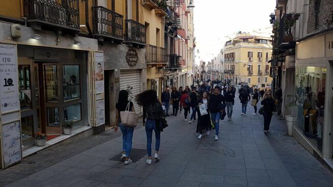Boom lavoro in Sardegna, 381mila contratti indeterminati: “Ma le donne sono ancora troppo penalizzate”