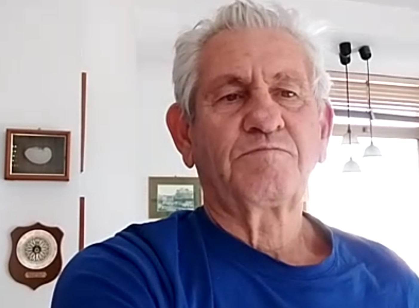 Cagliari, perdono il portafoglio con carte e 250 euro: “Ce l’ha riportato un giovane papà”