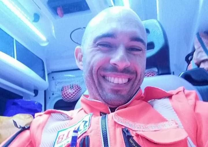 La storia di Matteo: “Mi davano per spacciato e invece sono qui, vivo e sono felice grazie ai medici e al Microcitemico di Cagliari”