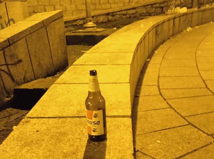 Cagliari, la malamovida snobba gli ordini di Truzzu: in piazza Sant’Eulalia spaccio e schiamazzi notturni