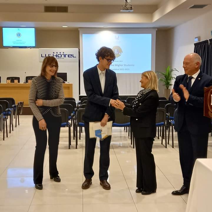Carbonia, una borsa di studio per Mattia che potrà formarsi alla Bocconi di Milano