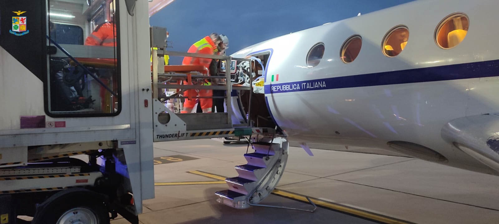 Cagliari, bimbo di 3 anni in pericolo di vita portato a Genova su un aereo militare