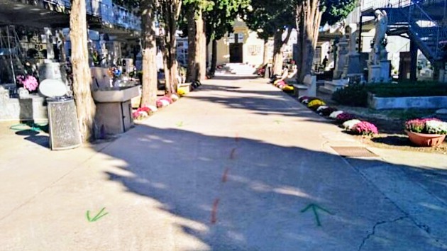 Tombe distrutte al cimitero di Monserrato, lavori in alto mare e polemiche
