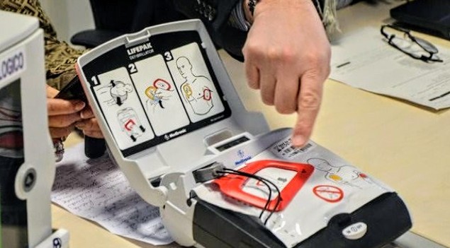 Formazione per i cittadini a Pula: ecco il corso per l’utilizzo del defibrillatore