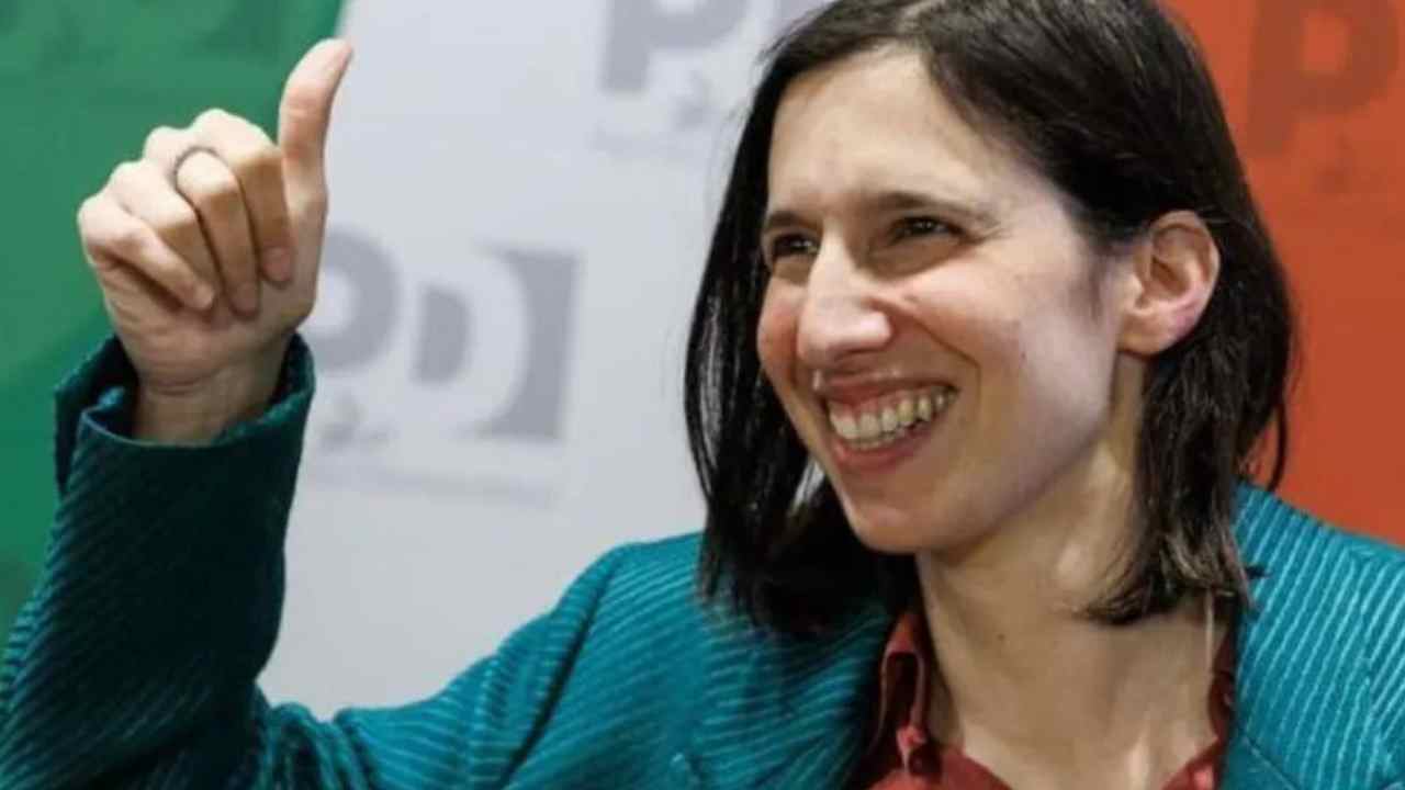 Strategia o scivolone? Elly Schlein fa la snob con la personal shopper da 400 euro all’ora