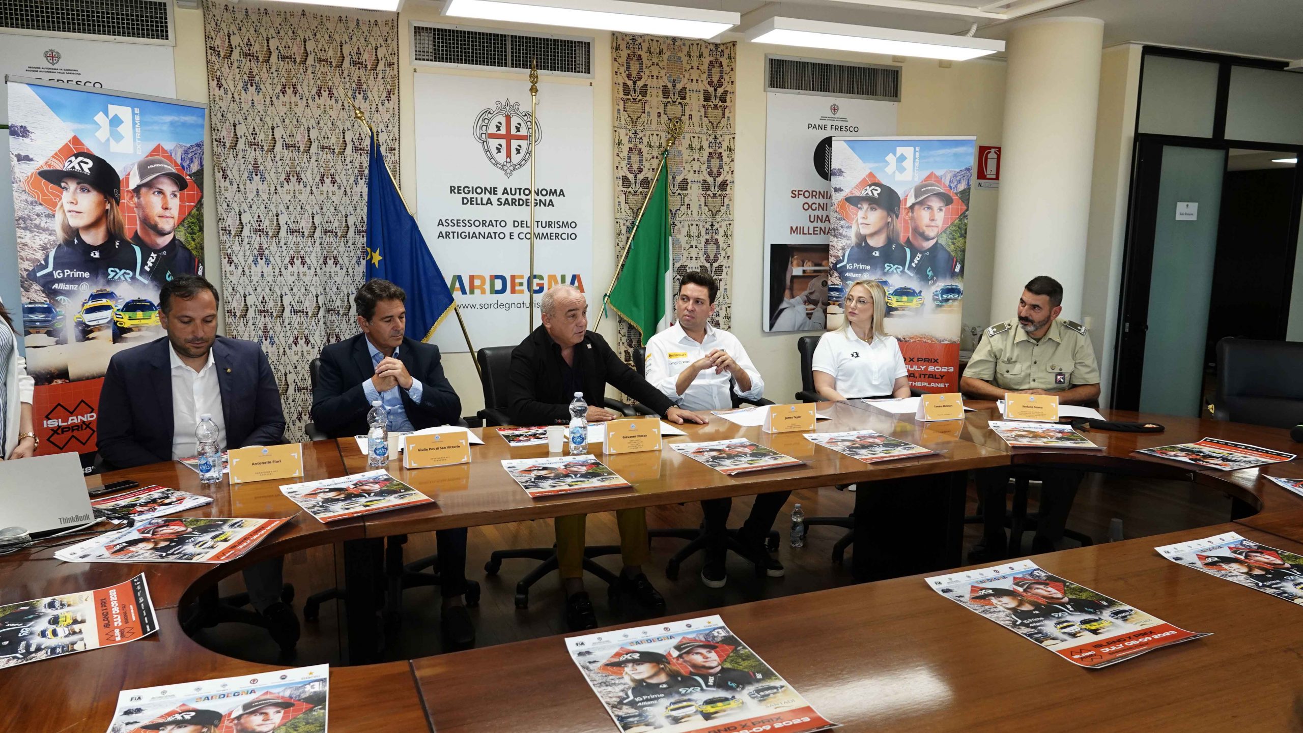 La gara riservata ai Suv elettrici: a Capo Teulada via a Extreme E “Island X Prix”