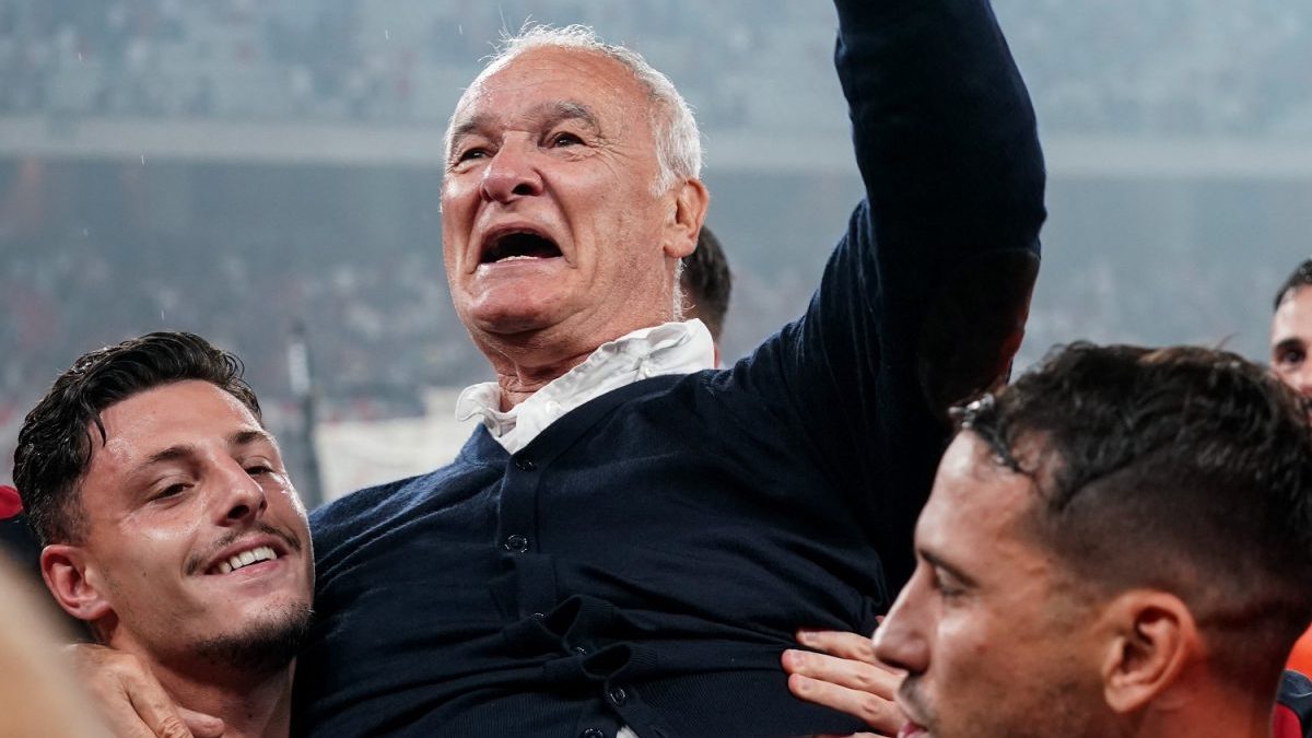 E’ l’uomo dei miracoli sportivi rossoblù, Lega: “Claudio Ranieri cittadino onorario di Cagliari”