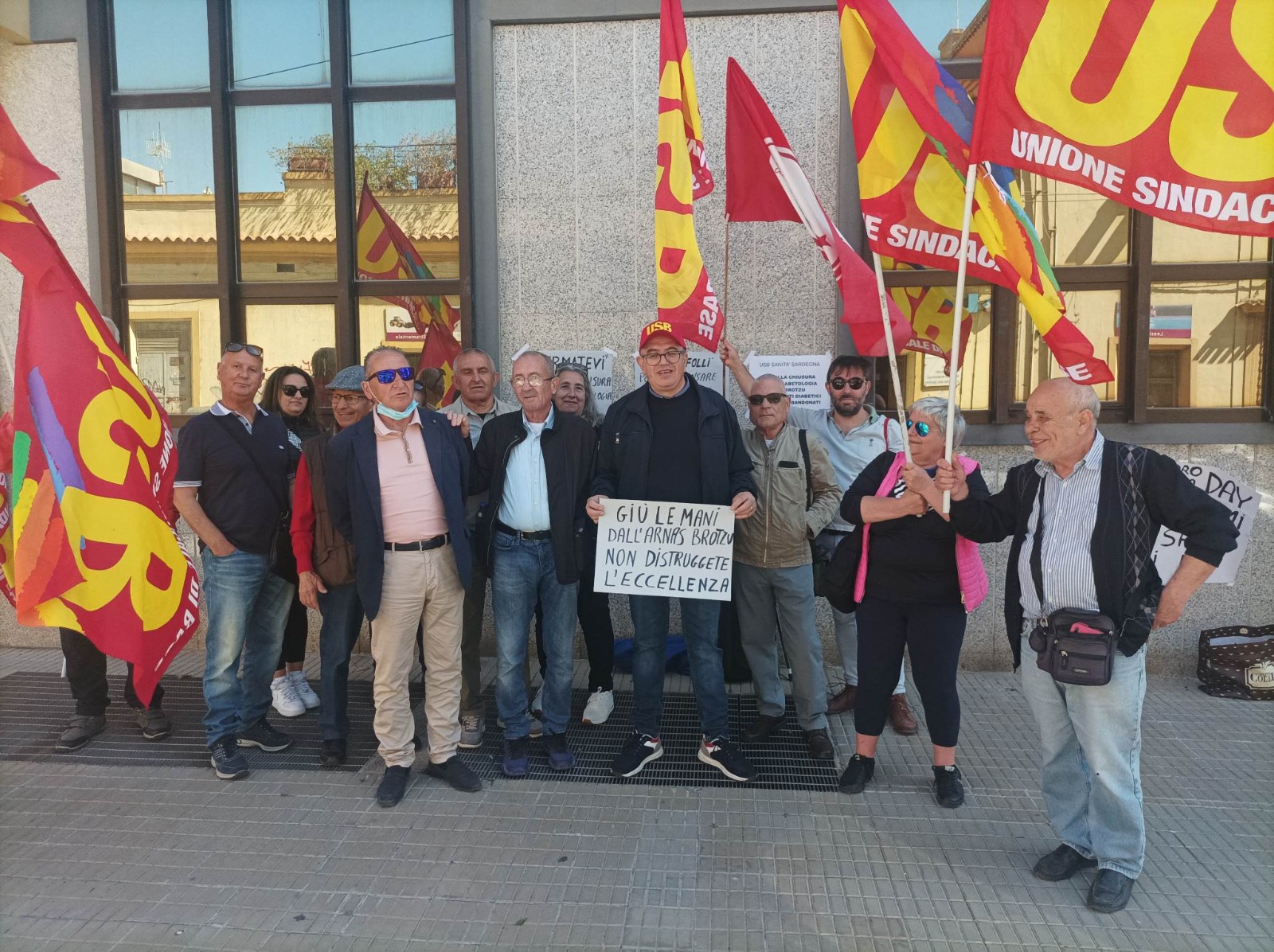 Nuovo ospedale a Cagliari, Usb: “Solinas e Doria vogliono chiudere il Brotzu e mandare la sanità ko”