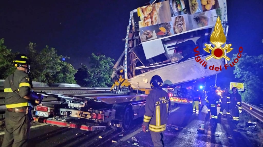 Assemini, incidente nella notte sulla Ss 130: diversi feriti in ospedale