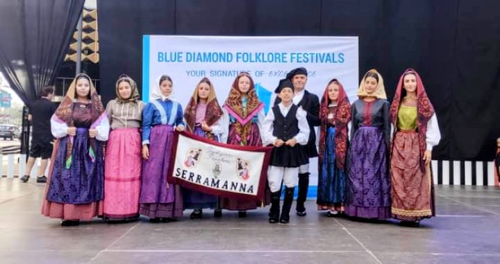 Serramanna vola in Catalogna e porta su ballu campidanesu al folk festival Lloret de Mar