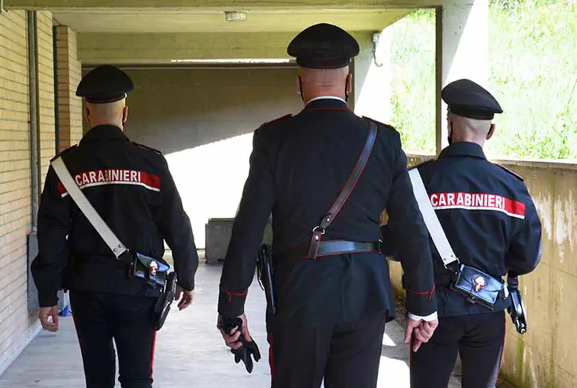 Cocaina in auto, hascisc e marijuana in casa a Selargius: pusher 32enne finisce in manette