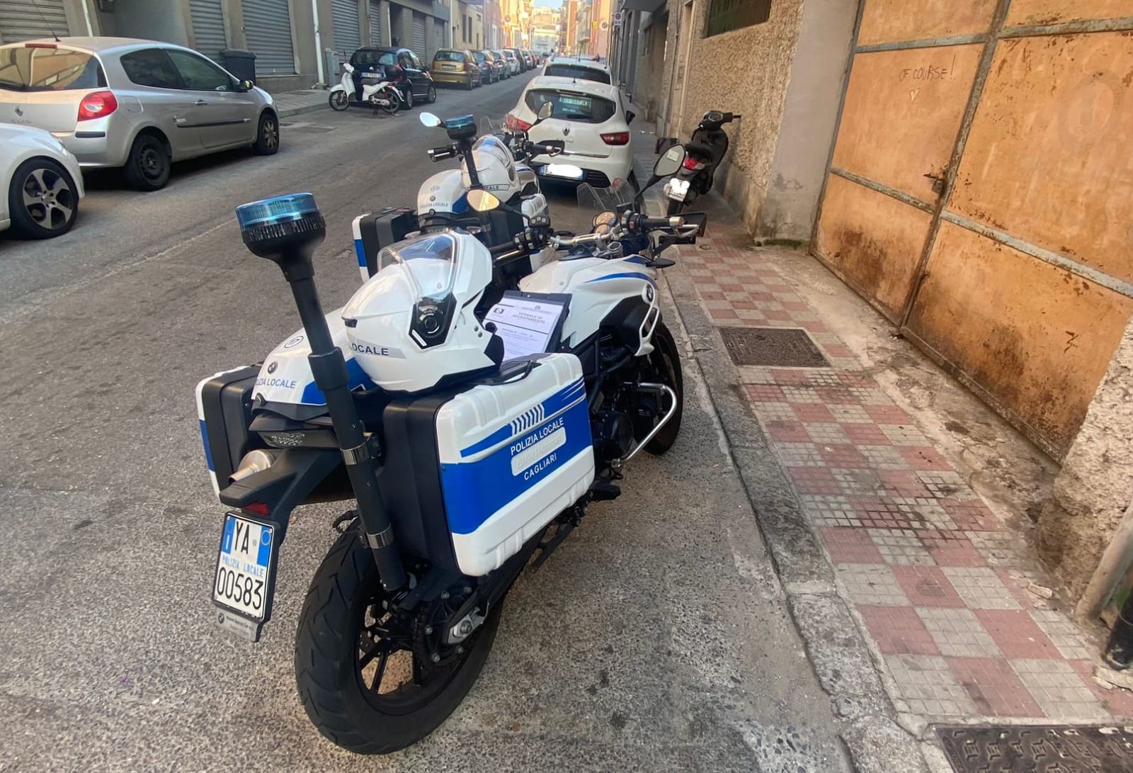 Alla guida senza assicurazione e patente, a Cagliari ormai è emergenza: solo oggi sequestrate 7 auto