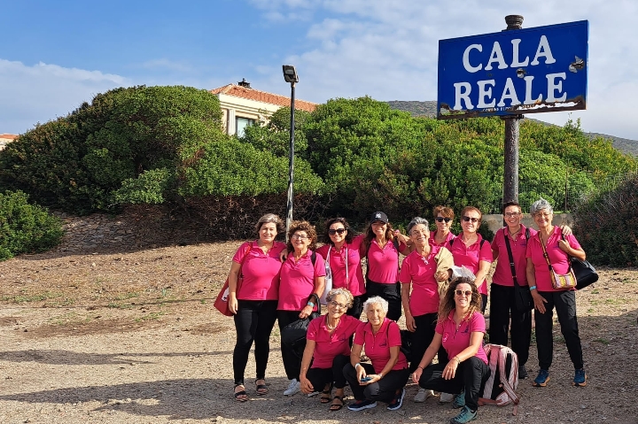 Le Karalis Pink Team all’Asinara per parlare di sport e salute