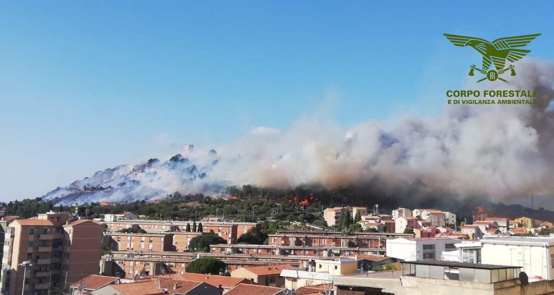Cagliari, arrestato il piromane del colle di San Michele: è stata una vendetta