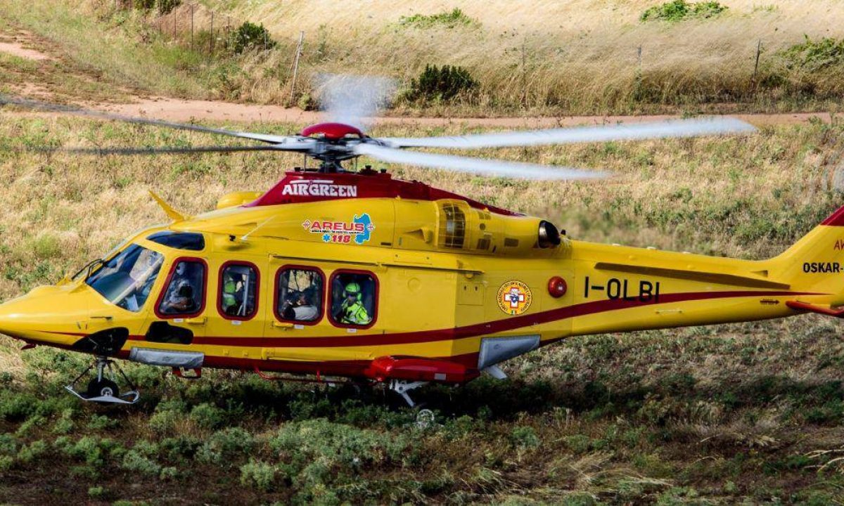 Schianto tra due auto sulla Ss 128 a Monastir: gravi un 19enne e una quarantenne