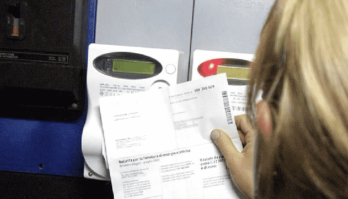 Bollette elettriche da infarto a Cagliari, con l’autunno aumentano del 18%: “Subito per chi ha piccole case e negozi”