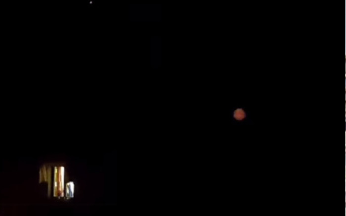 Strana luce nel cielo di Guspini, gli ufologi: “Non era un drone ed è sparita improvvisamente”