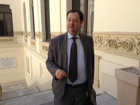 Truffa milionaria con fondi europei, arrestato Luca Silvestrone: tante vittime anche in Sardegna
