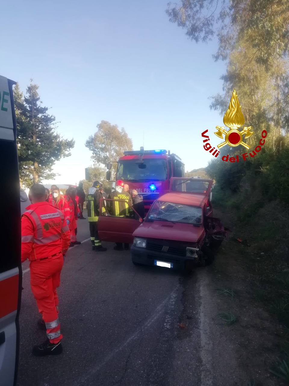 Si schianta con la Fiat contro una Porsche, pensionato 81enne di Talana muore all’arrivo al pronto soccorso
