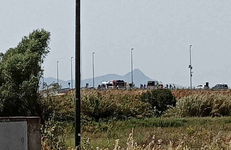 Scontro tra furgone e auto a Serramanna: tre feriti, uno è gravissimo