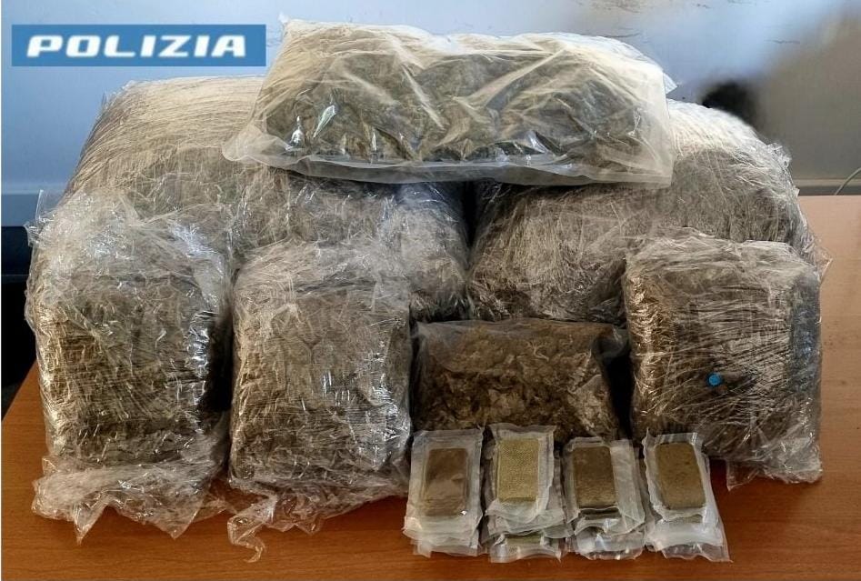 Quartu, nascondeva oltre 12 chili di droga nel garage: 55enne arrestato dalla polizia