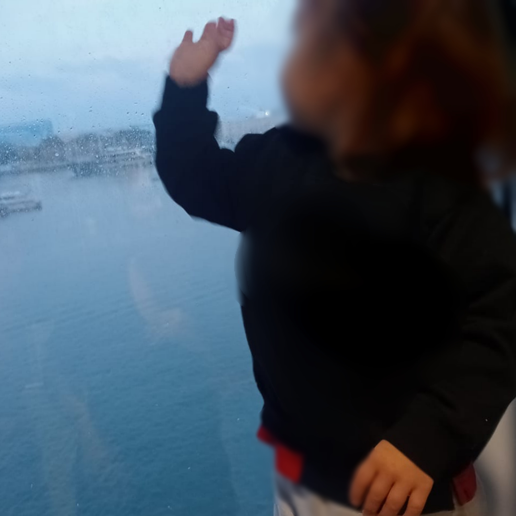 Selargius, l’sos di una coppia: “Aiutateci a curare nostra figlia con un tumore agli occhi”