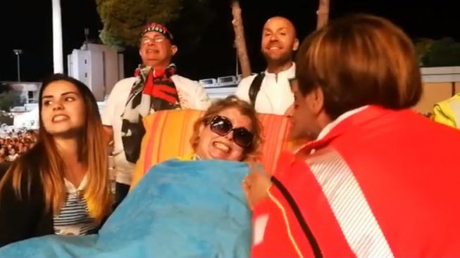 Addio a Laura Floris, la super fan sarda di Vasco Rossi in lotta da 38 anni contro la sclerosi multipla