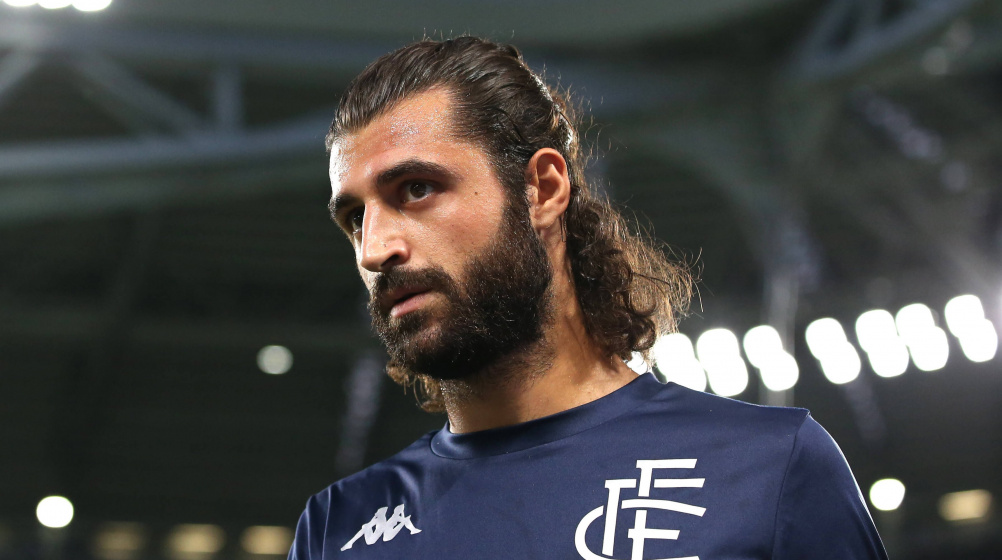 Buongiorno-Napoli, ci siamo. Ibra chiama Morata, Zirkzee direzione Manchester e a Cagliari arriva Luperto