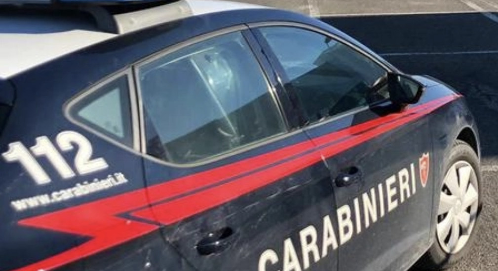 Femminicidio alle porte di Roma: 72enne trovata morta in auto,  il marito confessa il delitto