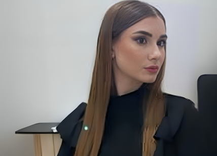 Incidente moto contro autobus, Nicole Lorefice muore a 19 anni mentre è in vacanza 