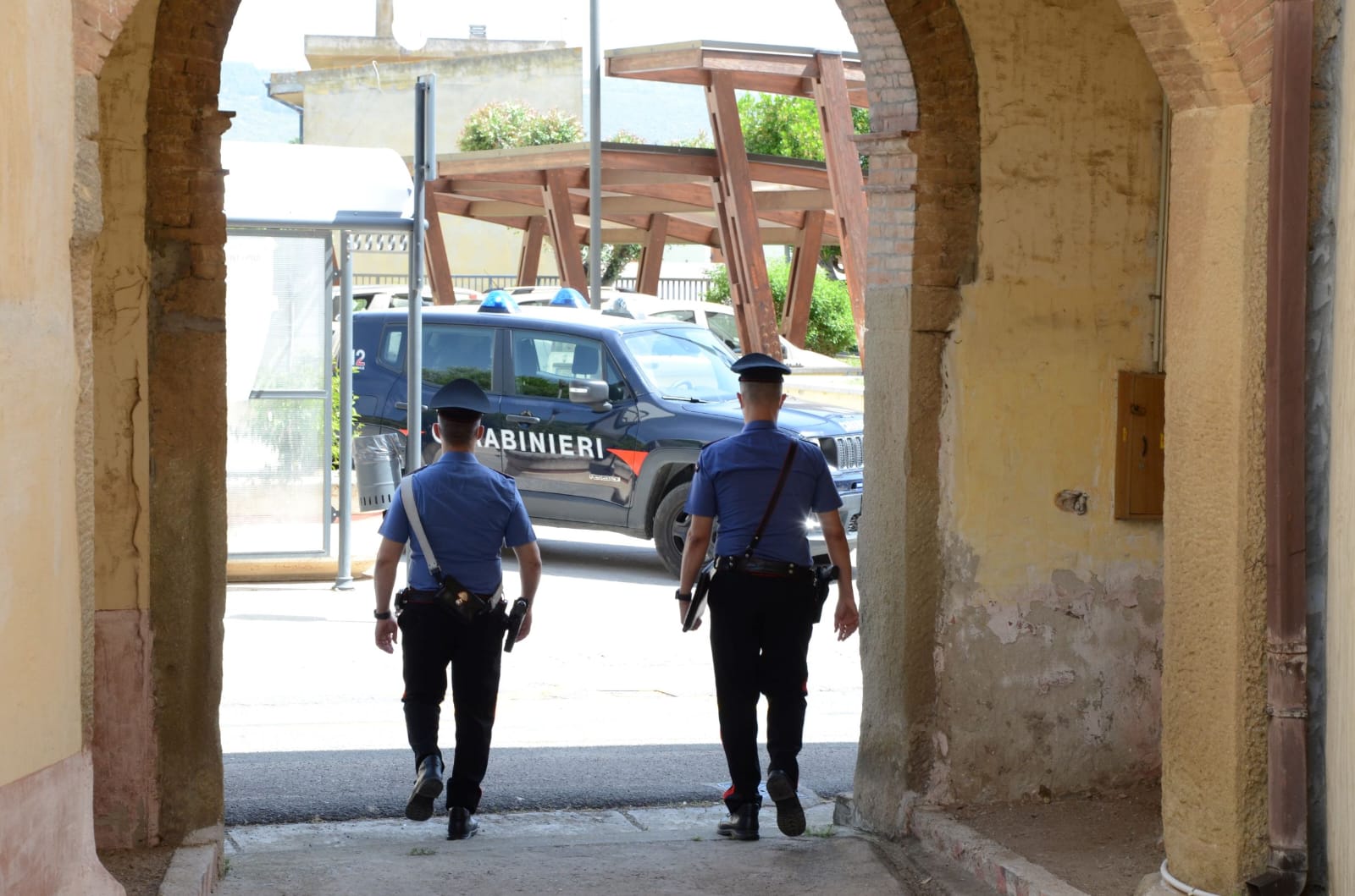 Entra in casa della madre nonostante il divieto del giudice: 29enne in arresto a Monserrato