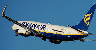 Notte incubo all’aeroporto di Cagliari, Ryanair chiede scusa: “Cause al di fuori del nostro controllo”