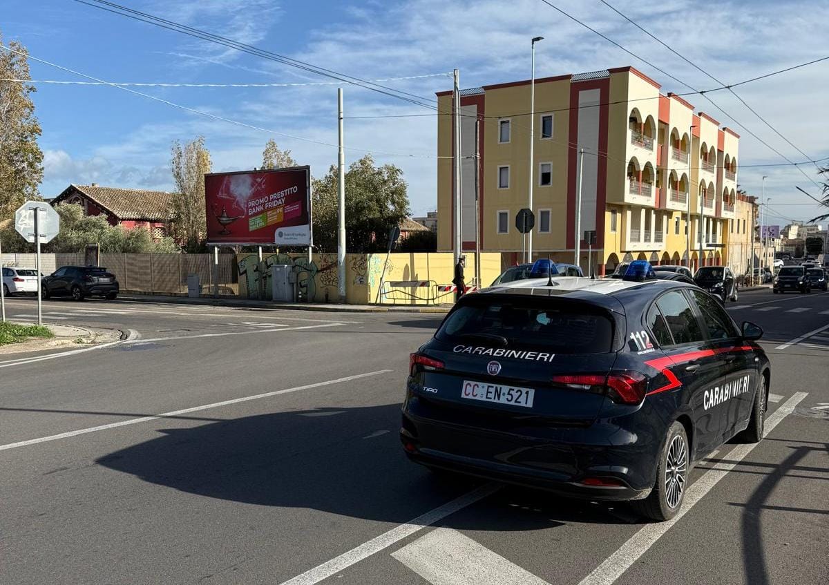 Quartu, pestato davanti alla moglie per una precedenza e ancora in Rianimazione: 18enne ai domiciliari con braccialetto elettronico