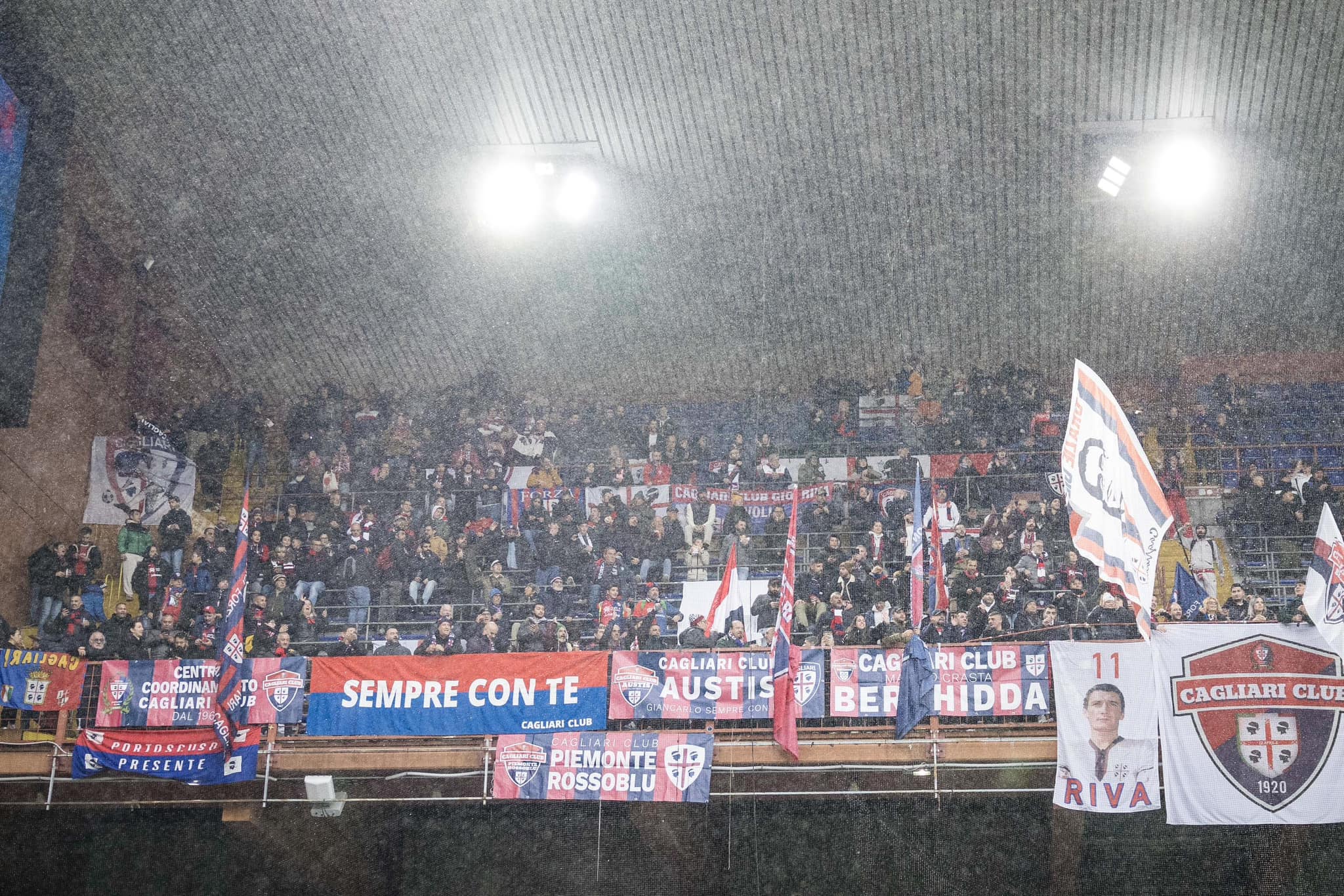 Genoa-Cagliari 2-2, punto d’oro a Marassi: due rigori salvano i rossoblù con il pari all’88’ di Piccoli