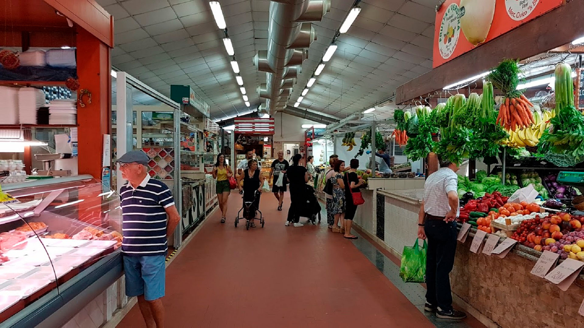 Cagliari, lavori finiti: riapre il mercato di via Is Bingias