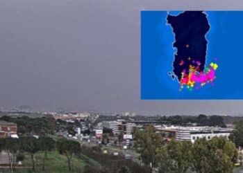 Tempesta di fulmini nell’estremo sud dell’Isola, piogge già in atto nel Cagliaritano