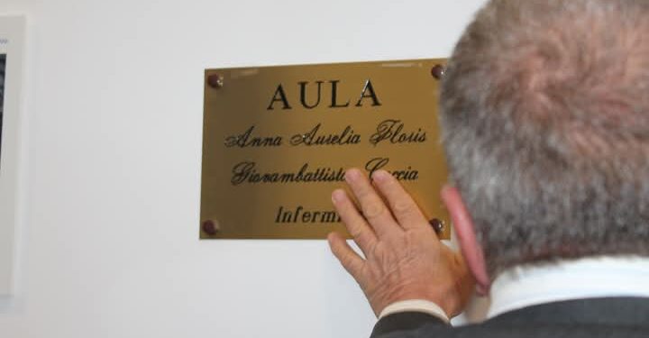 Morta durante la pandemia, ad Anna Floris la dedica per due nuove aule di formazione