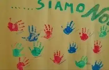 Cagliari, la sezione infanzia della scuola Fermi chiude: i bimbi verranno trasferiti a Montemixi ma le mamme non ci stanno