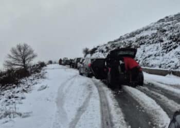 Cime innevate e prese d’assalto da decine di turisti: il centro Sardegna è la meta prediletta di oggi
