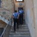 Violenza fisica e psichica, minacce e pedinamenti: 37enne allontanato da Gonnosfanadiga