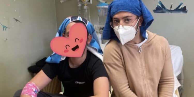 Un’altra sorpresa per i piccoli del Microcitemico: Dany Cabras tra letti e corsie per regalare sorrisi e momenti di svago ai bambini ricoverati