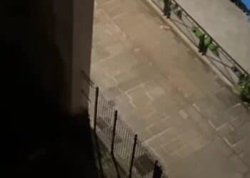 Malamovida a Cagliari: calci alle porte delle case, urla e insulti in piena notte