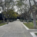Cagliari, ai Giardini Pubblici la vergogna delle statue decapitate mentre i senzatetto occupano la strada (VIDEO)