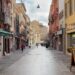 Il nuovo Corso Vittorio pedonale a Cagliari: ben 50 locali food in soli 450 metri, addio agli artigiani (VIDEO)