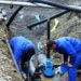 Assemini, scavano per la linea elettrica e danneggiano la condotta dell’acqua
