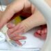Partorì e abbandonò il neonato sotto un’auto a Osilo, per la 30enne rito abbreviato ma con la psichiatra