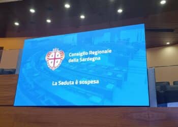 Volano stracci sulla sanità in Consiglio regionale: “Con il commissariamento delle asl danno erariale che pagheranno i sardi”