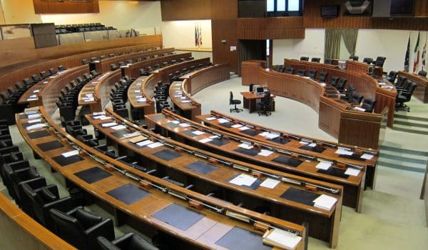 Sanità e Finanziaria, dopo i malumori di rito in Sardegna tutto andrà come è sempre andato