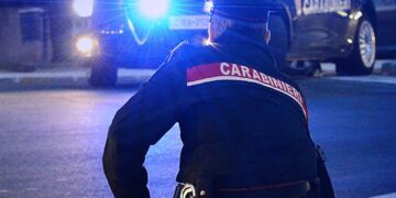 Si schianta sulla rotatoria a Gonnesa, denunciato: era ubriaco