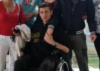 Cagliari, una grave forma di distrofia muscolare: la vita tutta in salita di Maurizio Corona
